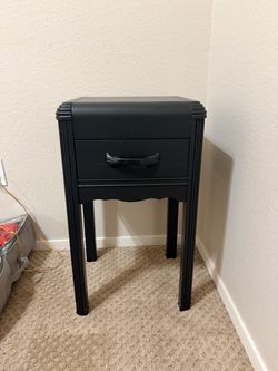 Small dresser/side table
