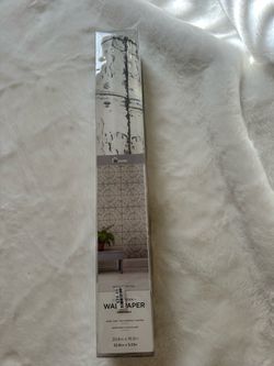 Wallpaper peel and stick removable