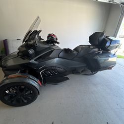 2021 Can Am Spyder Limited Edition 