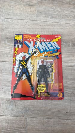 X-men Storm toybiz action figure