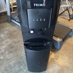 Primo 5 Gallon Water Dispenser cold/hot