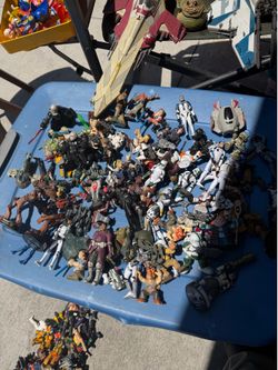 Star Wars  action figure and vehicle lot