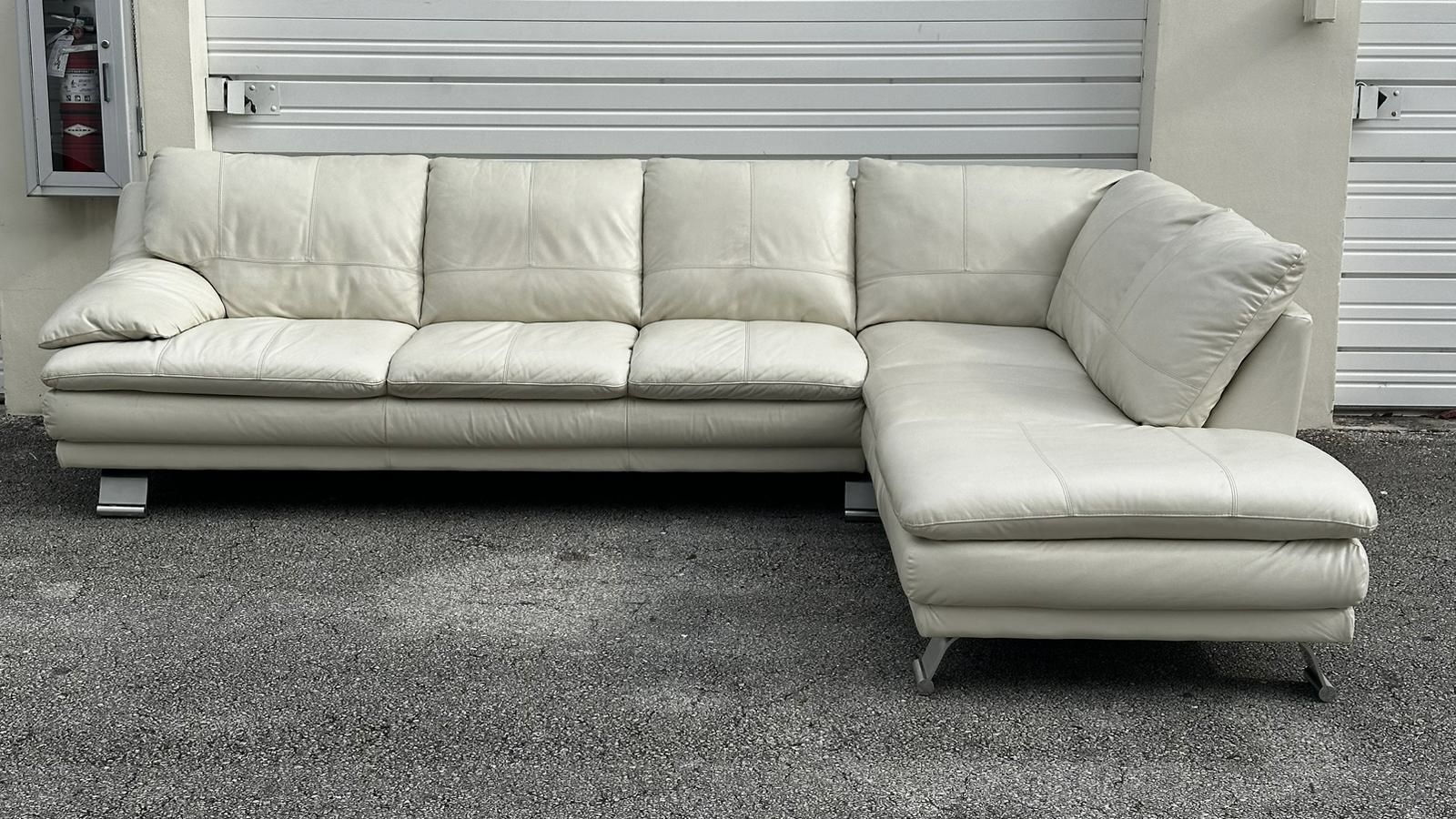 🛋️ Couch/Sofa Sectional - Leather - Off White - Delivery Available 🚛