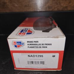 Carquest Ceramic Brake Pads 