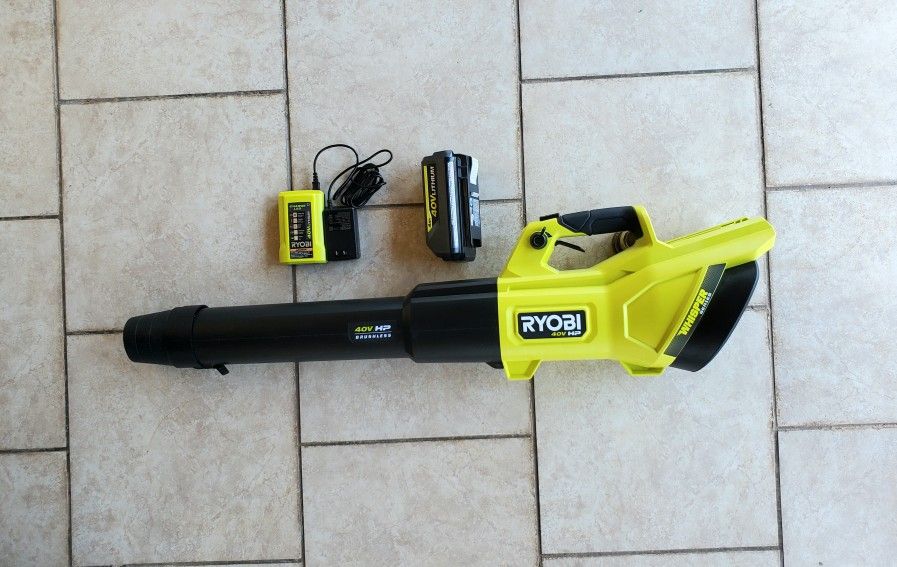 RYOBI 40V HP Brushless Whisper Series 155 MPH 600 CFM Cordless Battery Leaf Blower with 4.0 Ah Battery and Charger