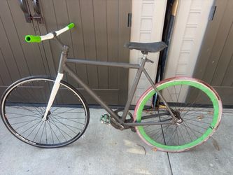 Fixed Gear Single Speed Road Bike