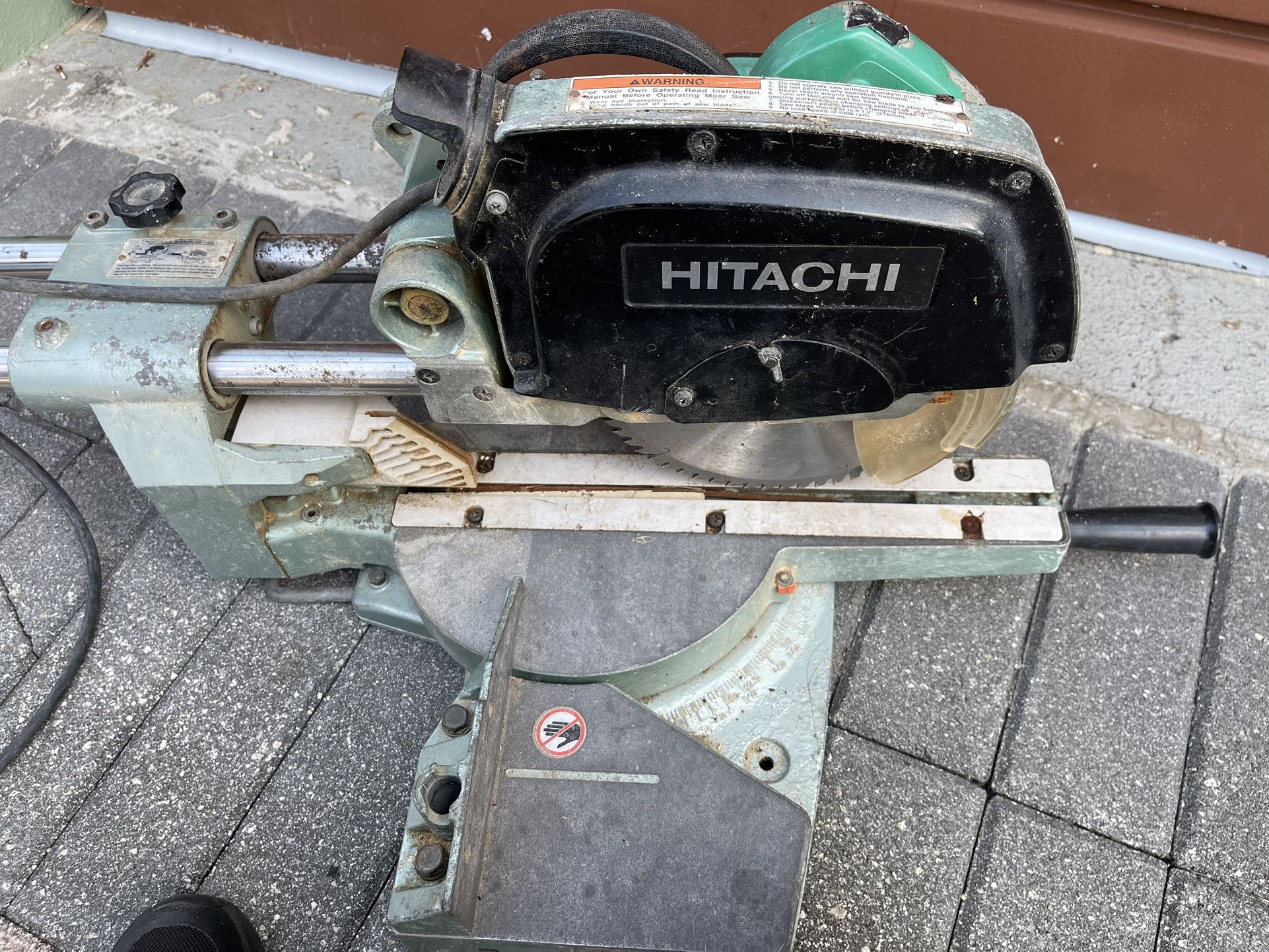 Hitachi C8FB2 Sliding 8 1/2” Slide Compound Miter Saw Working Good, $50 Firm On Price