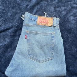 Levi 501 Size 33x34