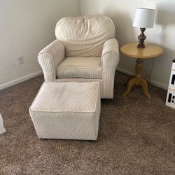Super Comfortable White Rocking Chair Glider