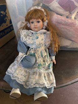 Gift Treasure Porcelain Dolls