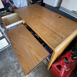 Free Office desk with rolling chair