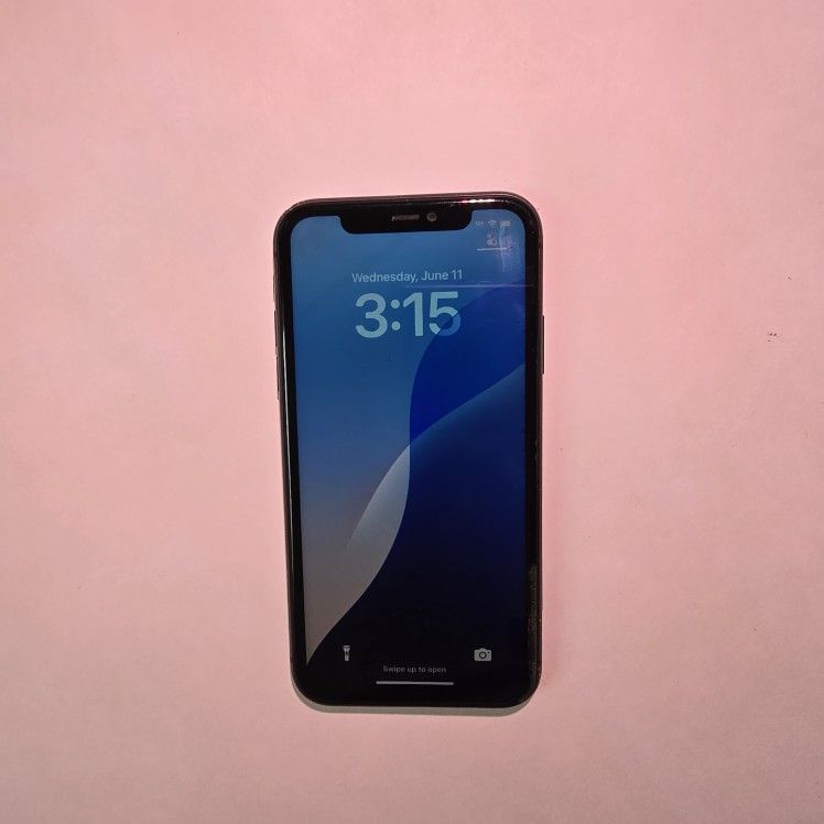 Apple iPhone 11 - Unlocked