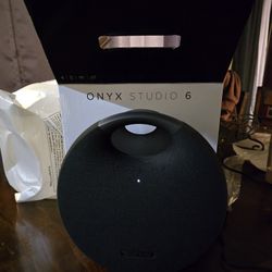 Harman/Kardon Onyx Studio 6