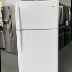 Frigidaire 18 Cu. Ft. White Top Freezer Refrigerator - FFTRTW MSM