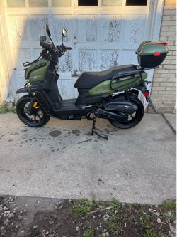 2024 tank scooter. 200cc