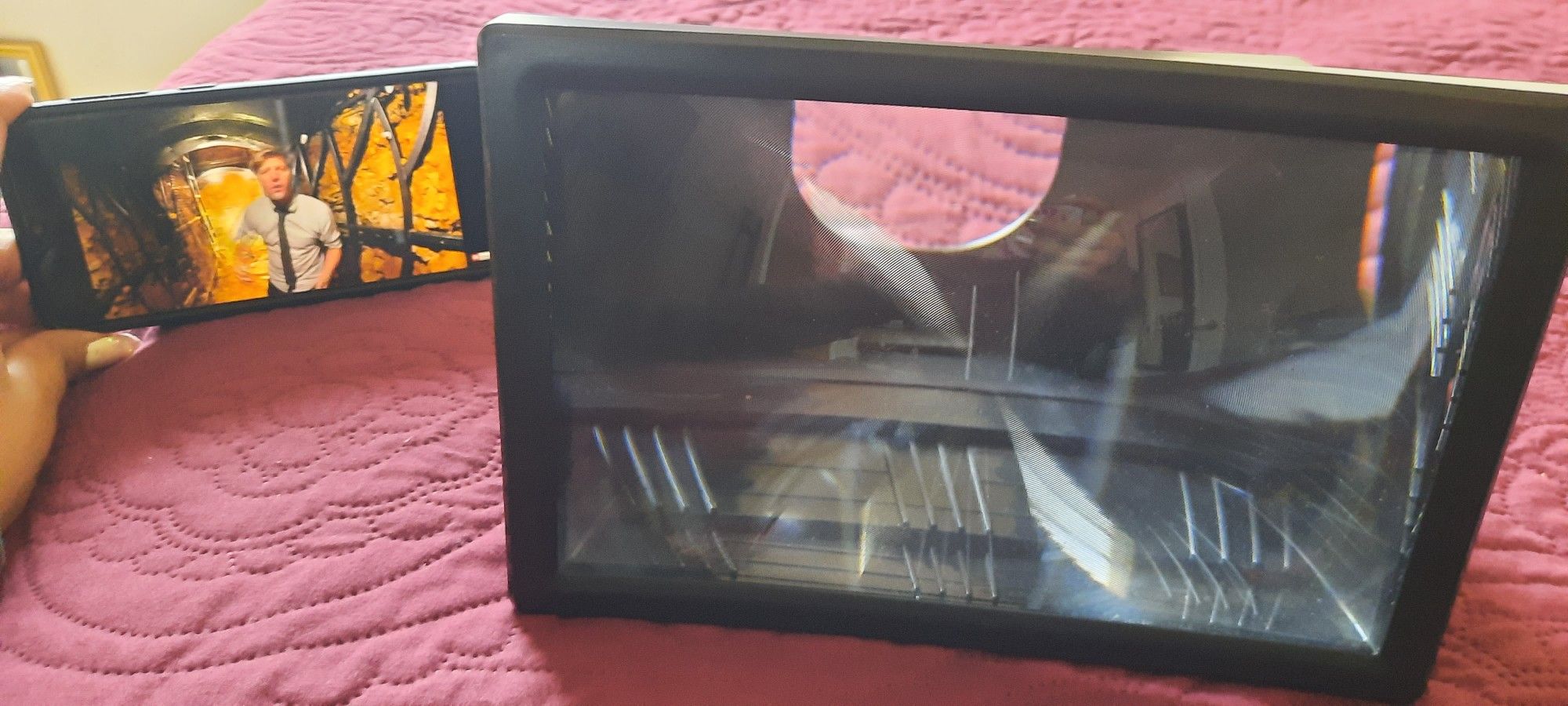 Magnifying Screen