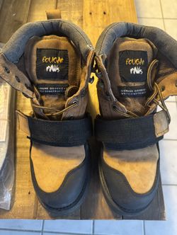 Cougar Paws, Size 7.5 (Size 9 Shoe), Lightly Used