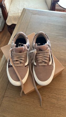Vans Tennis Shoes