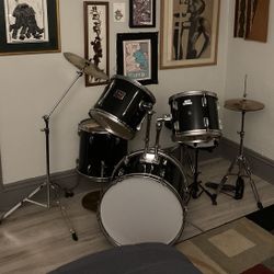 Full Drum Kit