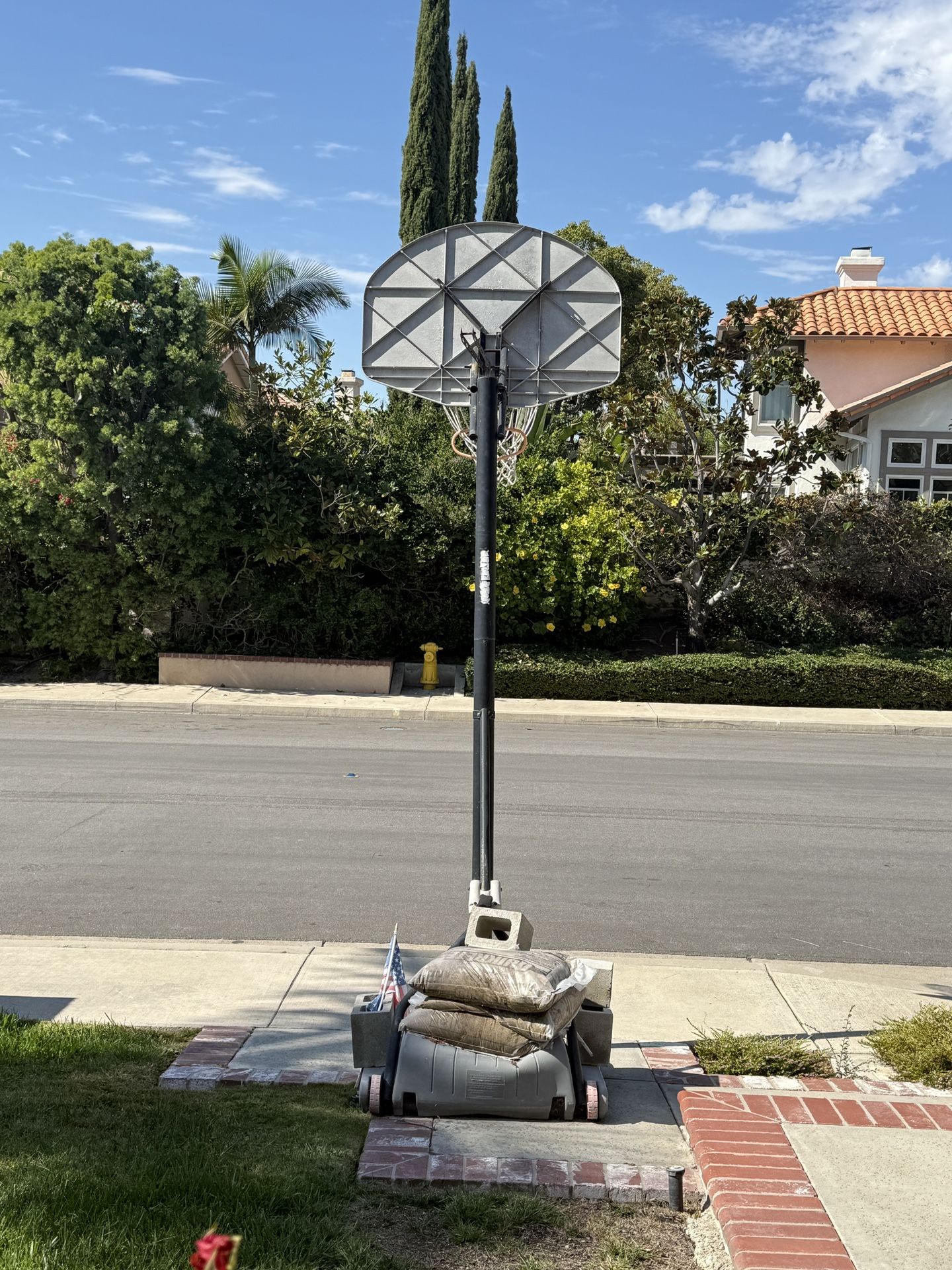 Basketball Hoop For Free Pick Up