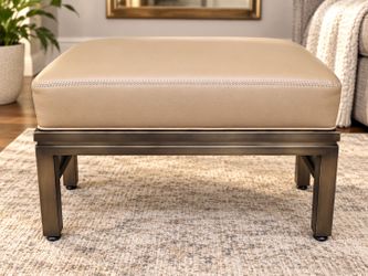 Modern Upholstered Ottoman / Vanity Bench