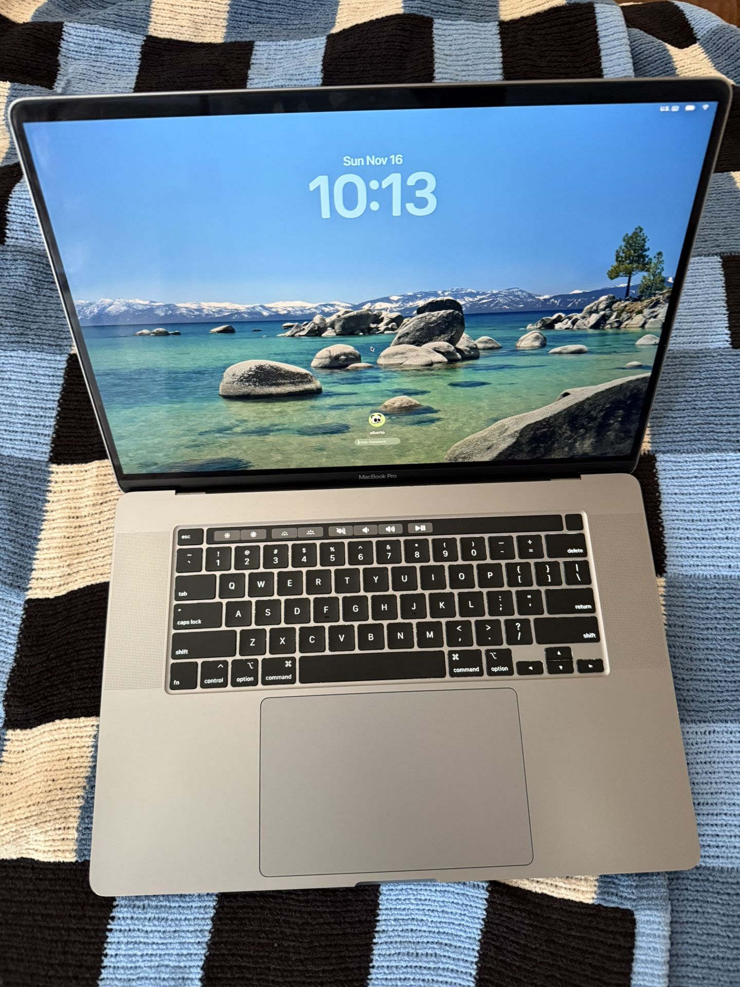 Mac Book Pro 16-inch2019
