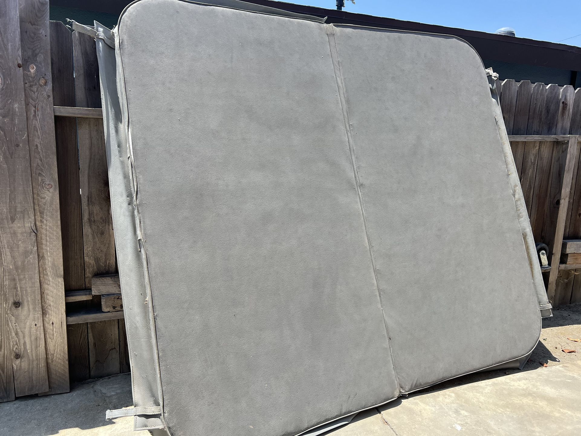 86 x 86 hot tub, Jacuzzi, Spa Cover cover