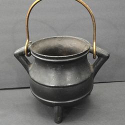 Antique/  Vintage Cast Iron Smudge Cauldron /  Gypsy Pot Cauldron with handle. Inside shows wear/ use / patina. Outside is ingrate shape and color. Gr