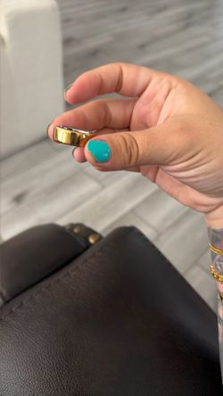 Oura ring