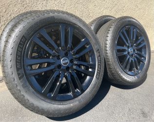 21” Range Rover Gloss Black brand new wheels and tires