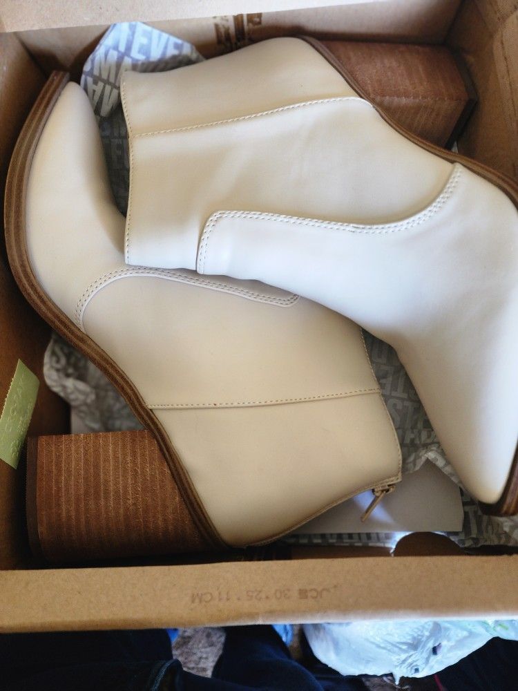Steven Madden Booties