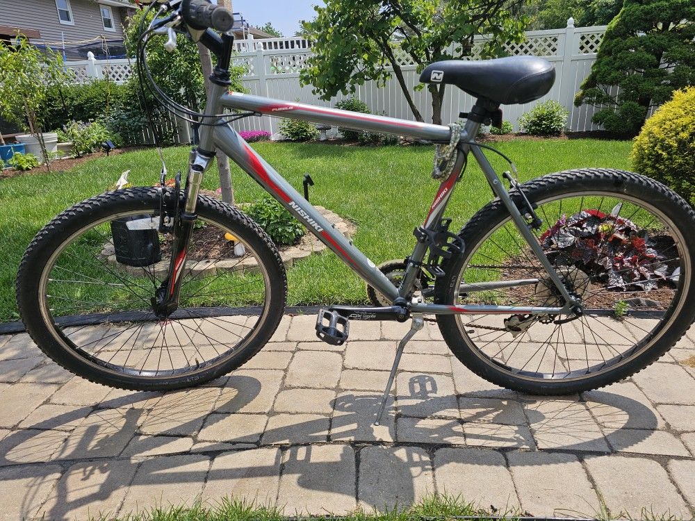 Men's Mountain Bike