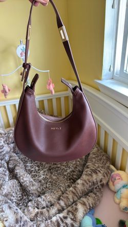Brown shoulder bag