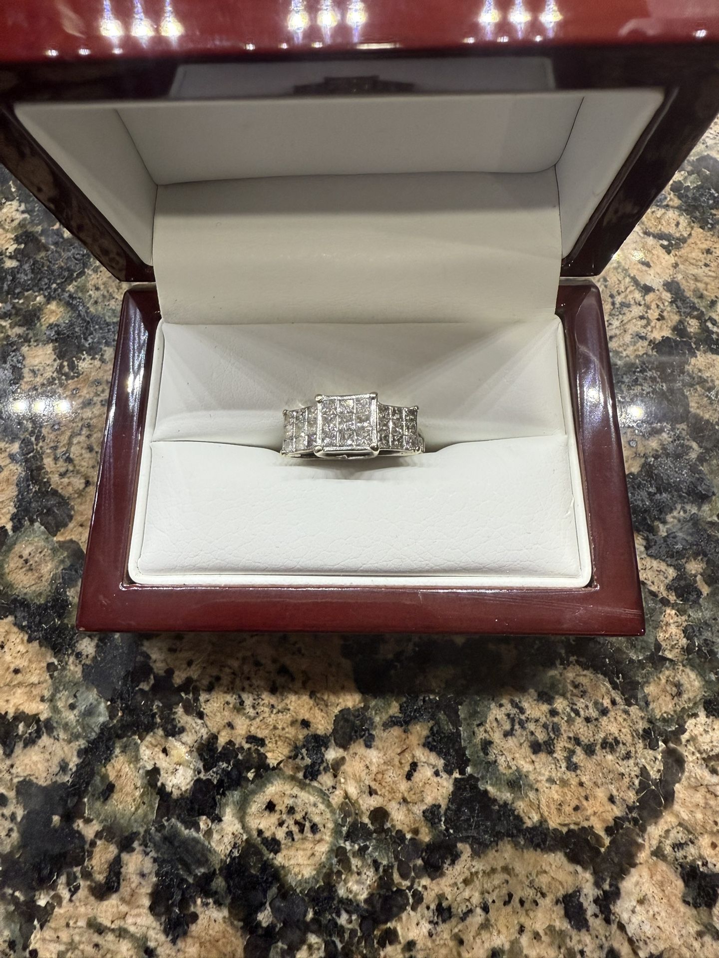 💍 Wedding/Anniversay Ring
