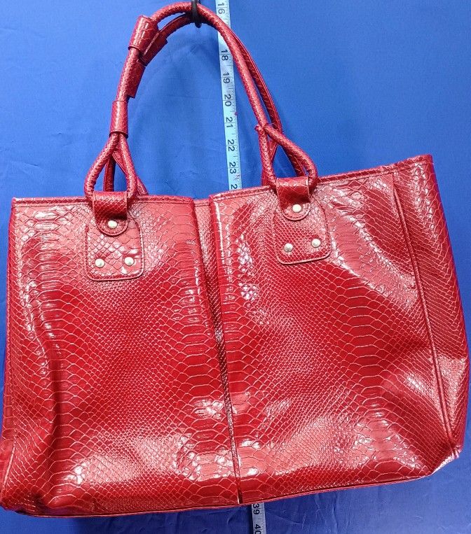 Large Red Elizabeth Arden women red embossed faux leather 17" X 11" satchel