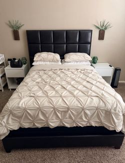 Queen size bed frame and adjustable base