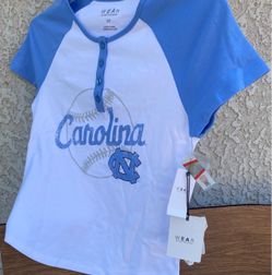 University of No Carolina shirt set