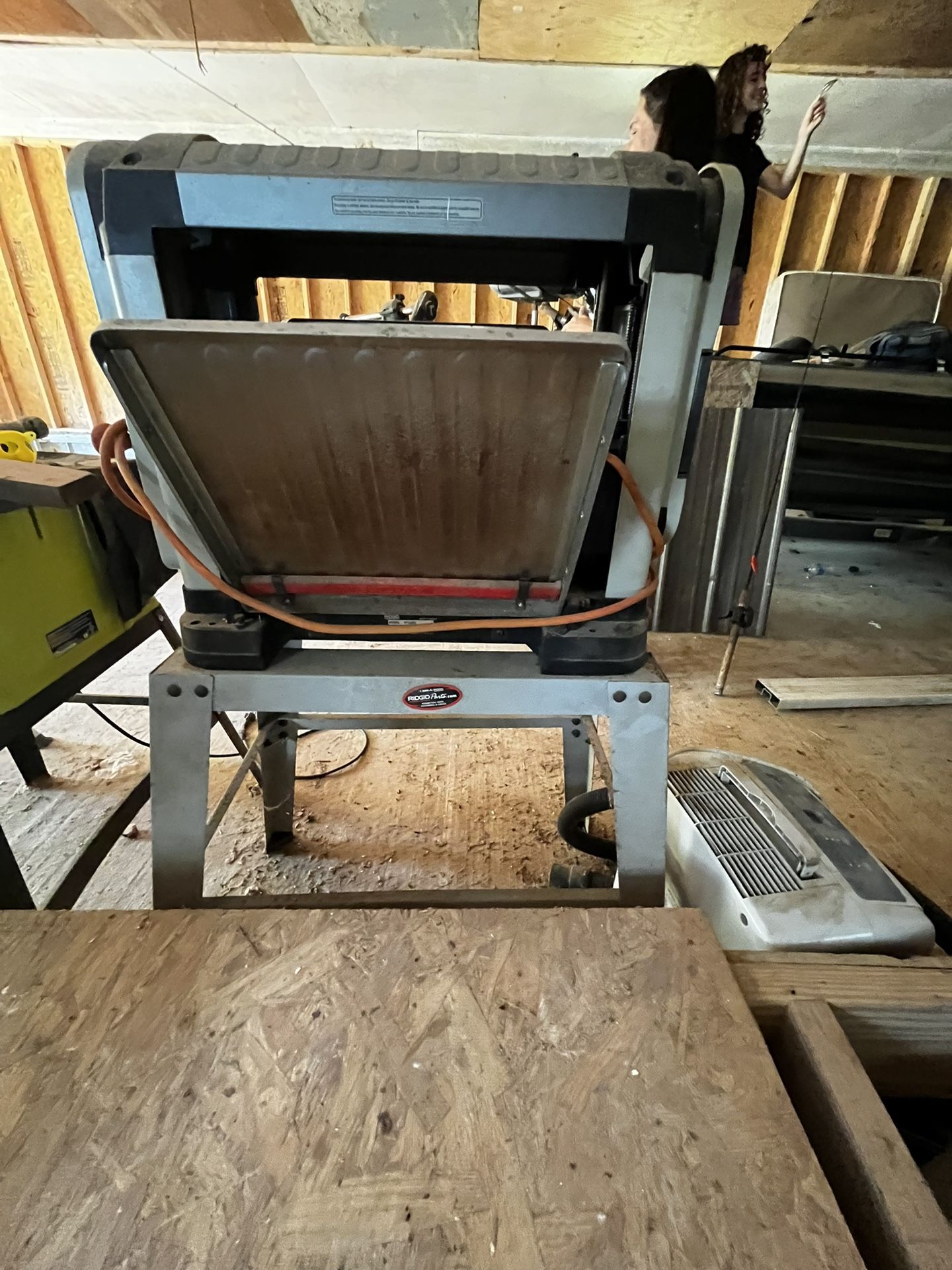Rigid 13” Planer