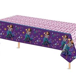 Encanto Disposable Plastic Table Cover