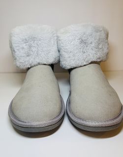 Bear Foot Women’s Grey Faux Suede Mid Ankle Boots With Fur