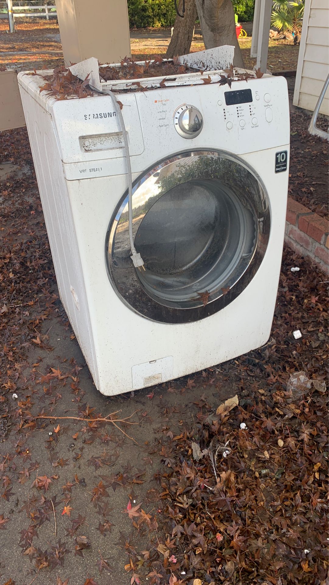 Washer ! Free! Must pick up !