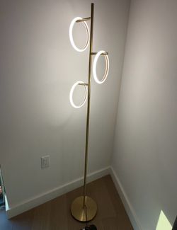 Floor lamp