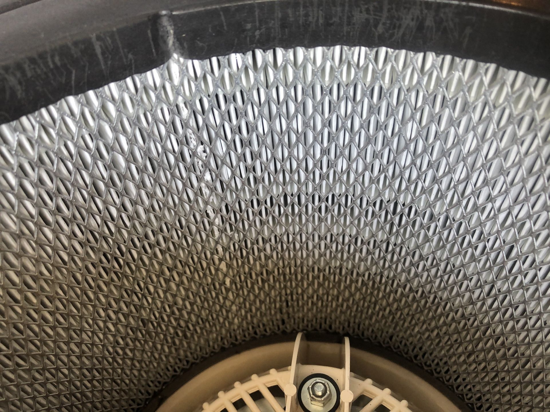 PRICE IS FIRM Honeywell 12520 HEPA Air Purifier COVERS 320 sq ft !!BRAND NEW FILTERS!! COMPLETELY CHANGES THE WHOLE AIR IN THE ROOM 6 times every hour