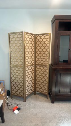 Room divider