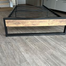 Twin Bed 