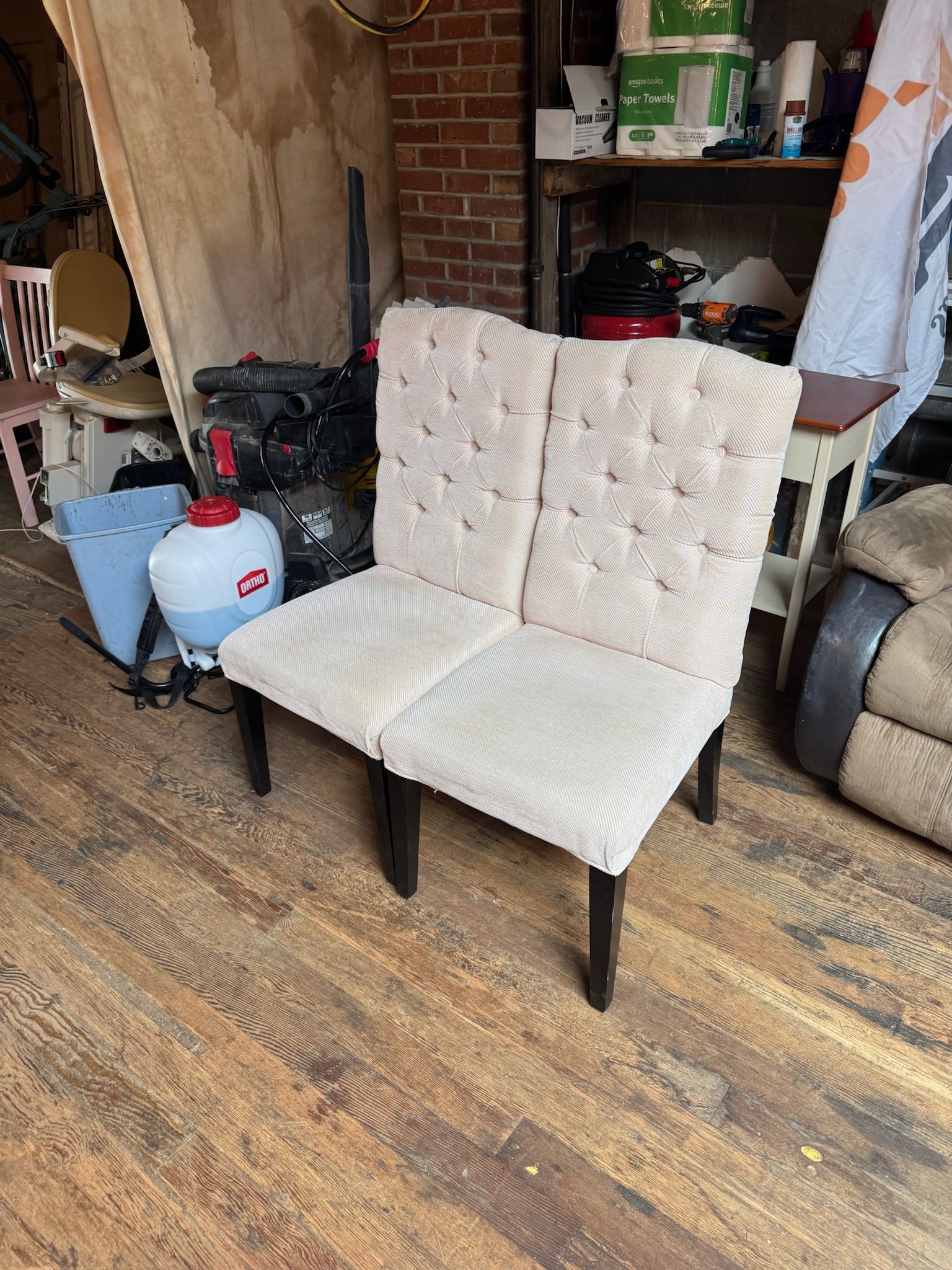 Chairs (WE DELIVER)