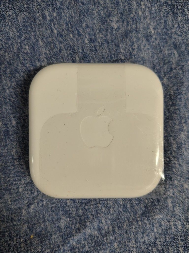Apple Ear Buds