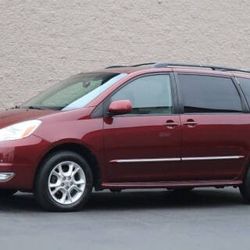 2004 Toyota Sienna
