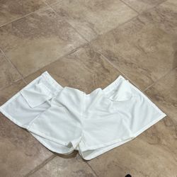 Fashionnova Shorts/skirt In White