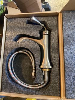 Brushed Nickel Single-Handle Bathroom Faucet